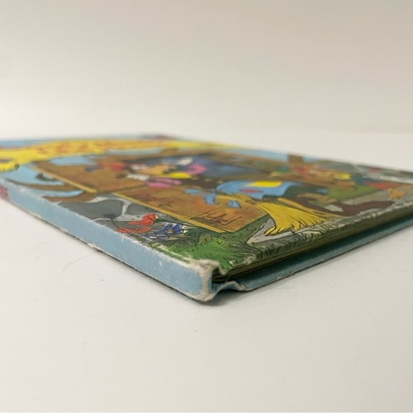 Vintage Disneys Goofy Minds the House Book - Picture 2 of 13